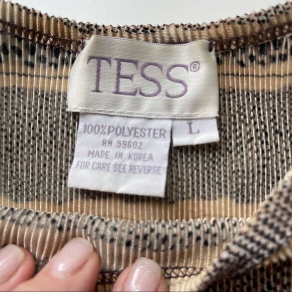 Tess Sleeveless Fall Colors‎ Shell  -  Large - Picture 2 of 7